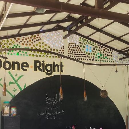 Albergue Done Right Phumi Chrouy Svay Exterior foto